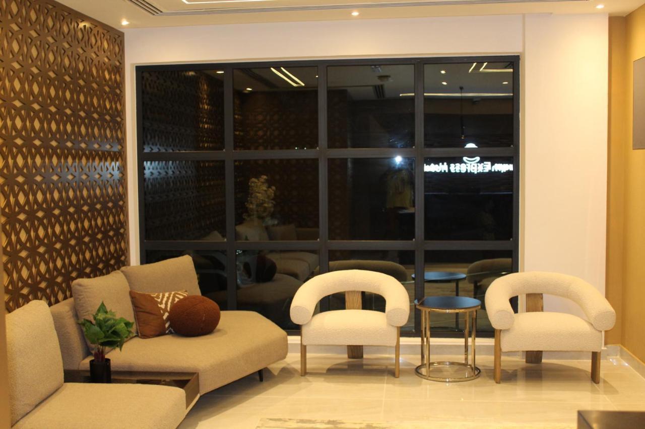Duqm Express Hotel Экстерьер фото