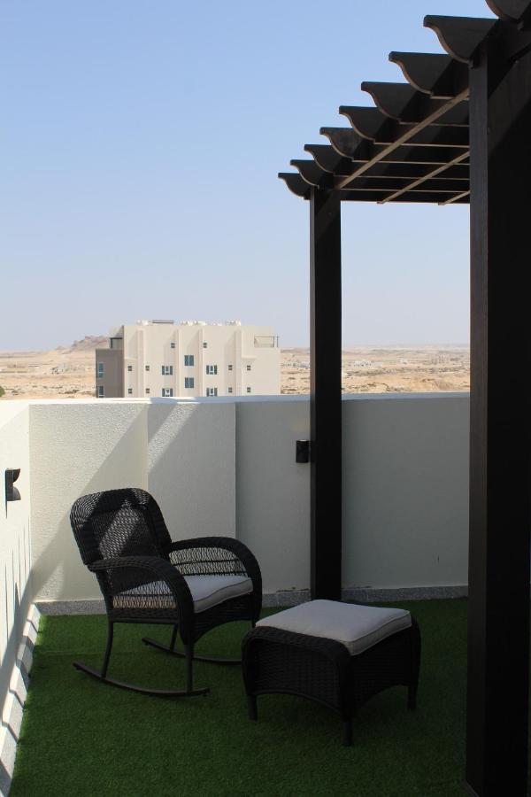 Duqm Express Hotel Экстерьер фото